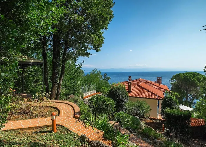 Salvia Holiday home *